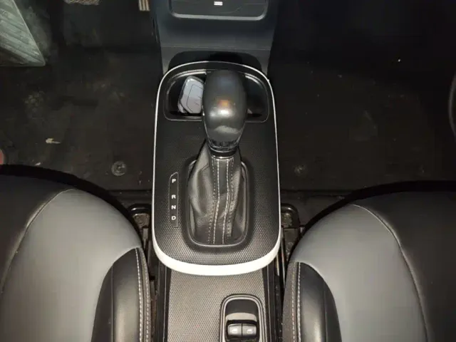 Roewe Clever — Фото автомобиля 13