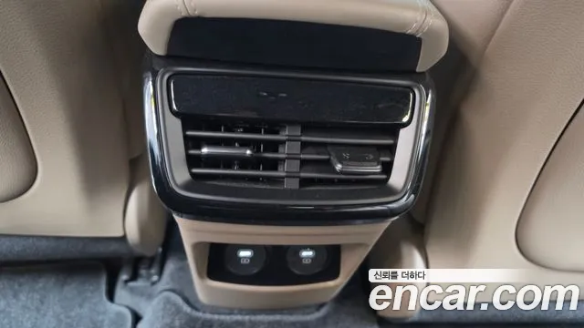 Kia K8 Hybrid — Фото автомобиля 30