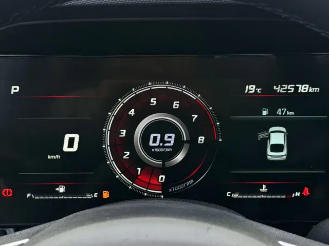 Hyundai Elantra — Фото автомобиля 14