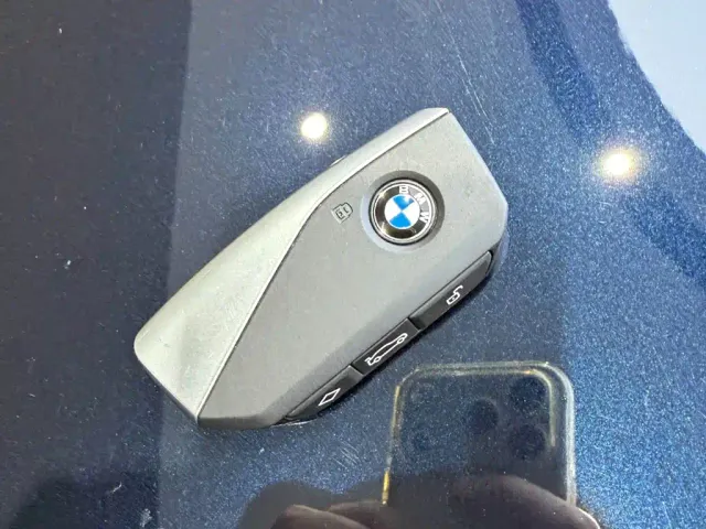 BMW i5 — Фото автомобиля 14