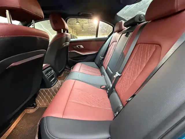 BMW 3 Series — Фото автомобиля 9