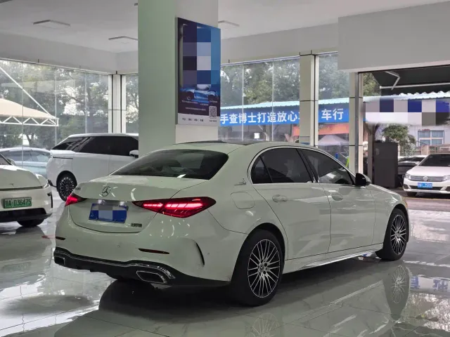 Mercedes-Benz C-Class — Фото автомобиля 15