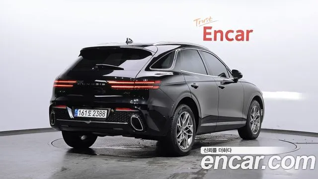 Genesis GV70 2.5T Бензин AWD — Фото автомобиля 2