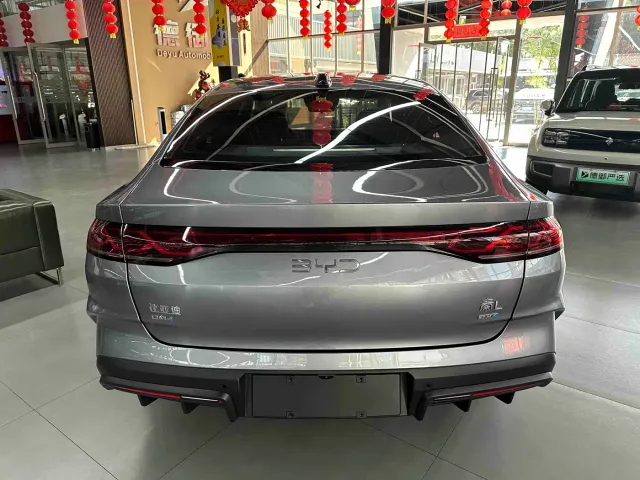 BYD Qin L — Фото автомобиля 8