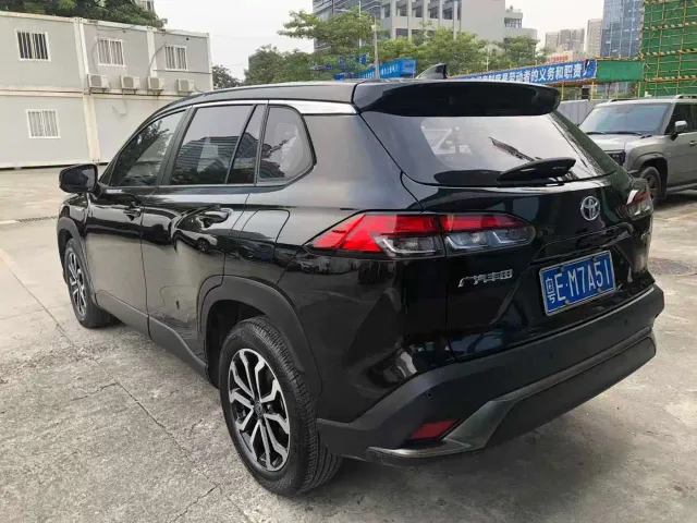 Toyota Frontlander — Фото автомобиля 12