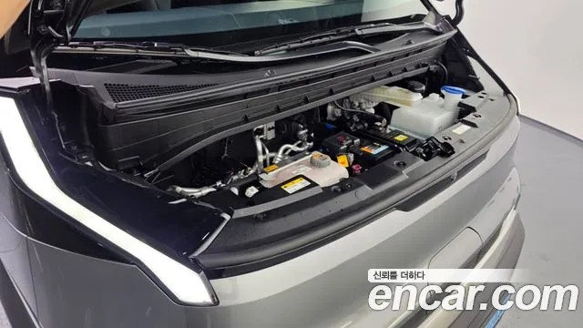 Kia PV5 — Фото автомобиля 9