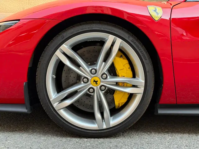 Ferrari 296 — Фото автомобиля 10