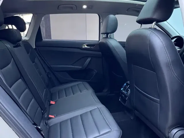 Volkswagen Tharu — Фото автомобиля 9