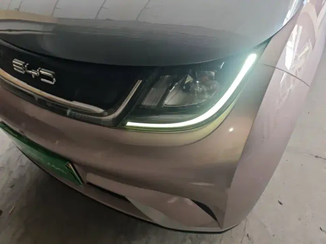 BYD Dolphin — Фото автомобиля 23