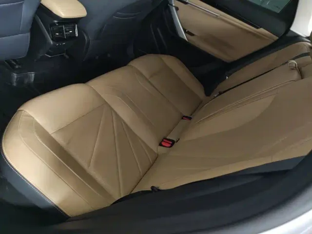 Geely Boyue L — Фото автомобиля 16