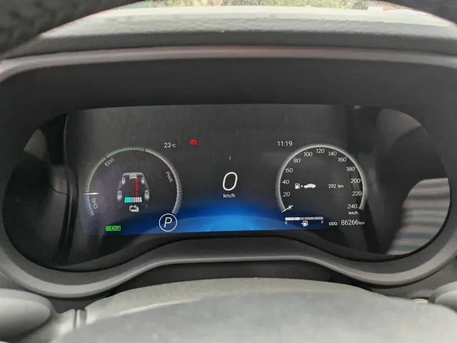 Toyota Sienna — Фото автомобиля 6