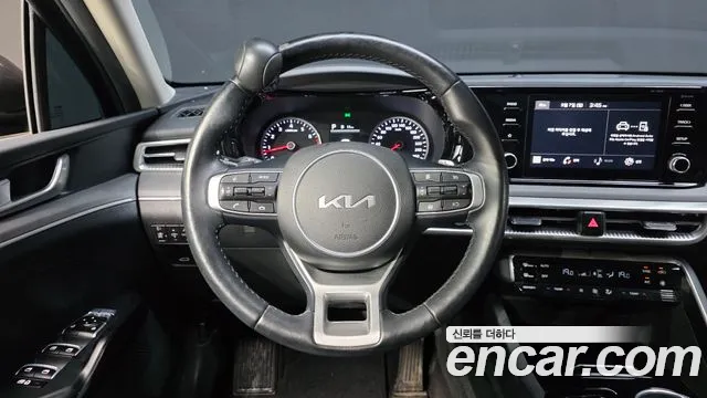 Kia K5 Generation 3 — Фото автомобиля 19