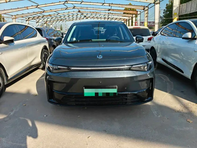 Leapmotor C10 — Фото автомобиля 2