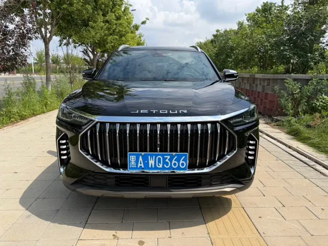 Jetour X70 Plus — Фото автомобиля 3