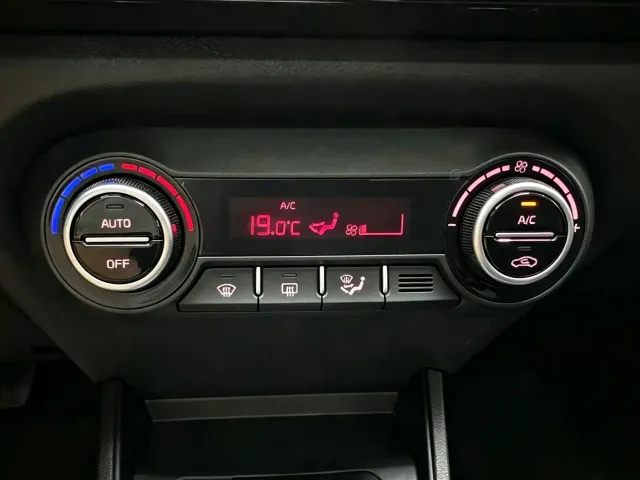 Kia KX1 — Фото автомобиля 19