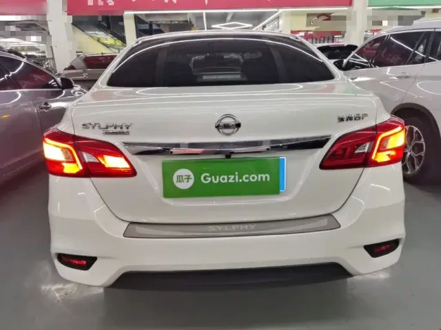 Nissan Sylphy — Фото автомобиля 5