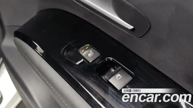 Hyundai Tucson Tucson (NX4) Бензин 1.6 турбо 2WD — Фото автомобиля 27