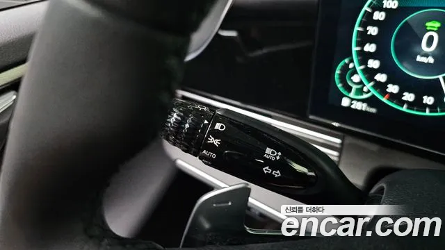 Hyundai Grandeur Premium — Фото автомобиля 20