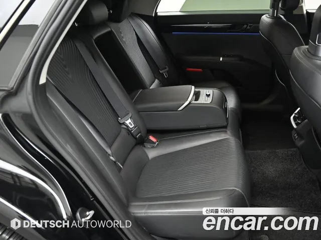 Hyundai Grandeur Grandeur (GN7) 2.5 Бензин 2WD — Фото автомобиля 12