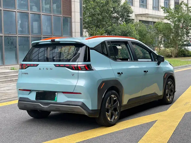 GAC Aion Y — Фото автомобиля 10