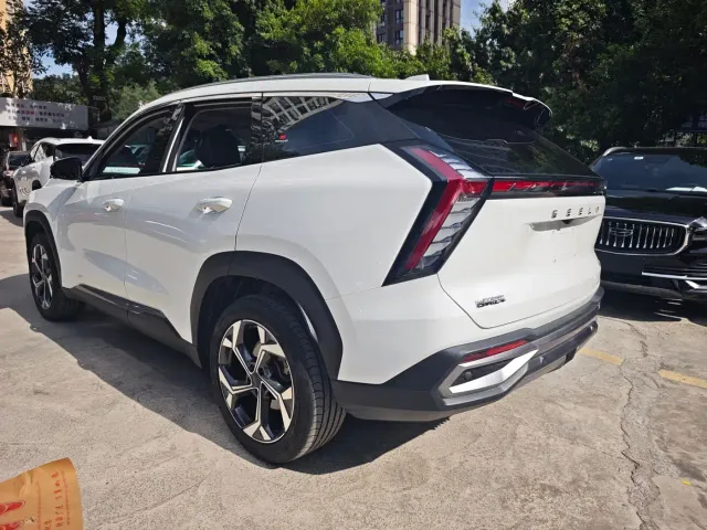 Geely Boyue L — Фото автомобиля 19