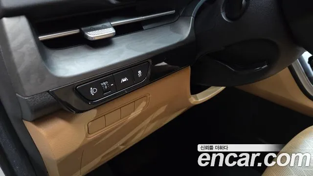 Kia Canival Carnival 4 поколение Дизель 9 мест Prestige — Фото автомобиля 16