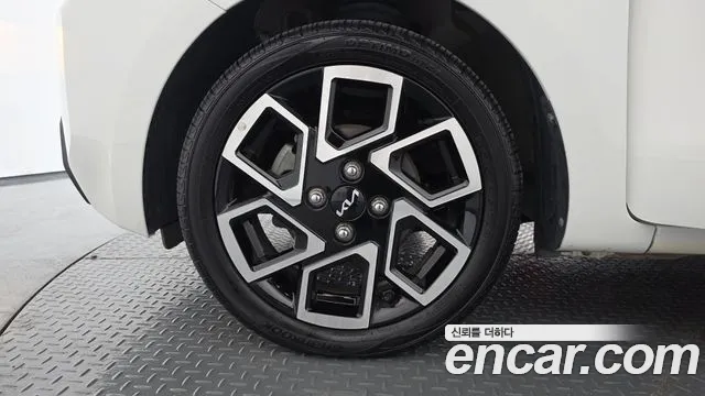 Kia RAY Новый Kia Ray Signature — Фото автомобиля 5