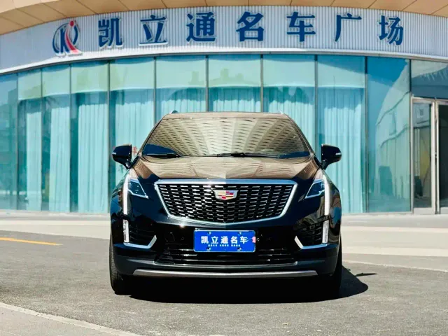 Cadillac XT5 — Фото автомобиля 2