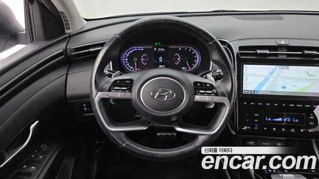 Hyundai Tucson Tucson (NX4) Бензин 1.6 турбо 2WD — Фото автомобиля 14