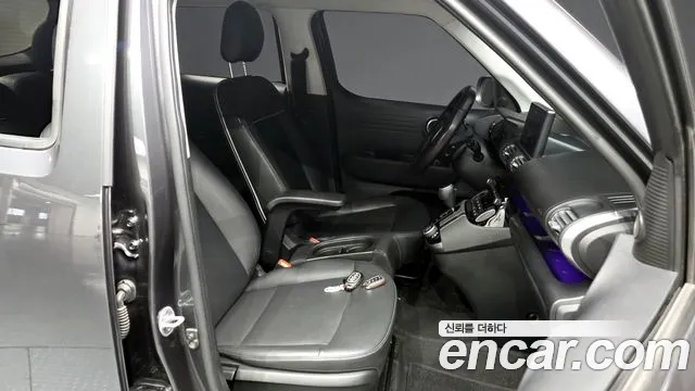 Hyundai Casper Casper Turbo Essential — Фото автомобиля 11