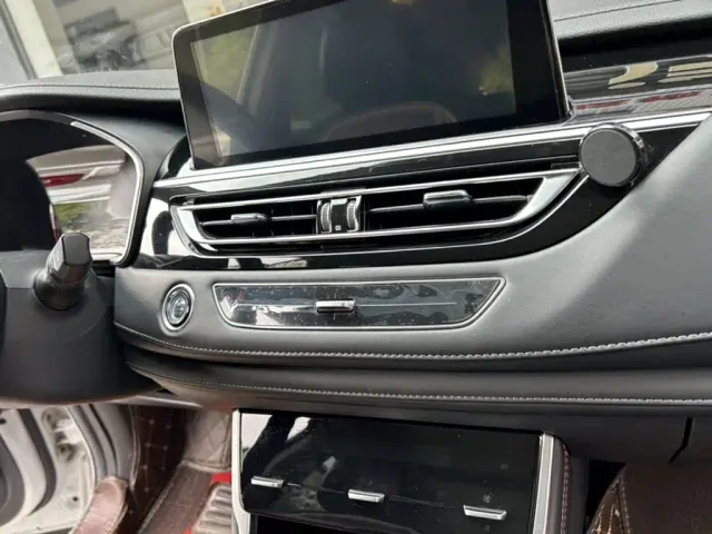 Changan CS75 — Фото автомобиля 16