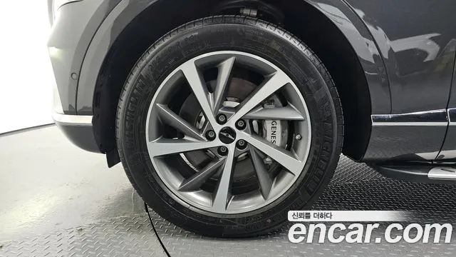 Genesis GV80 2.5T Бензин AWD — Фото автомобиля 5