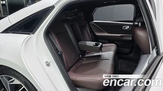 Hyundai Ioniq 6 — Фото автомобиля 17