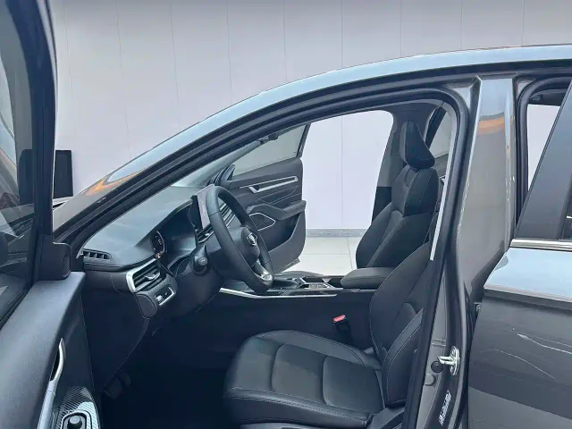 Geely Emgrand — Фото автомобиля 9