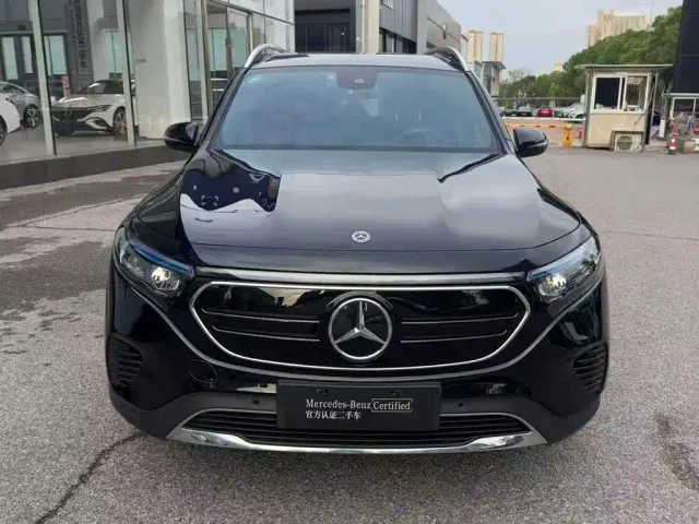 Mercedes-Benz EQB — Фото автомобиля 2