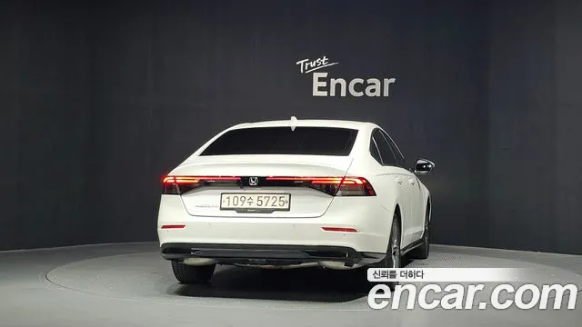 Honda Accord Generation 11 — Фото автомобиля 4