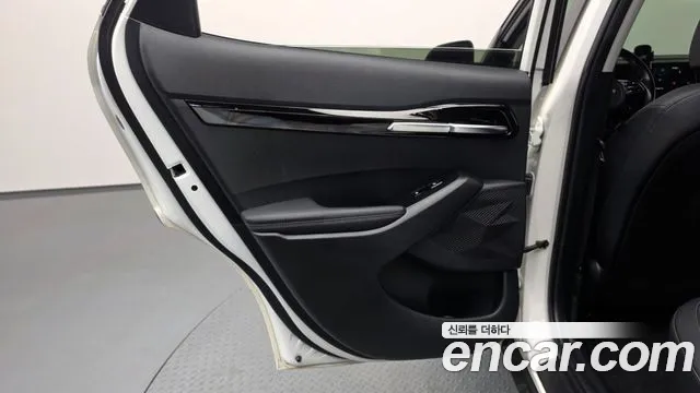 Kia Seltos — Фото автомобиля 25