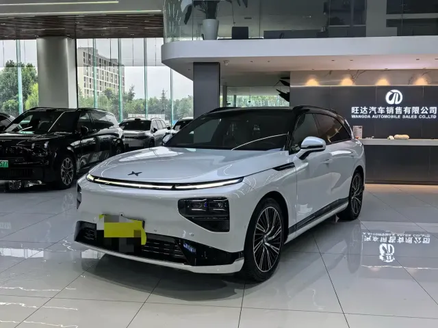 Фотография автомобиля — Xpeng G9