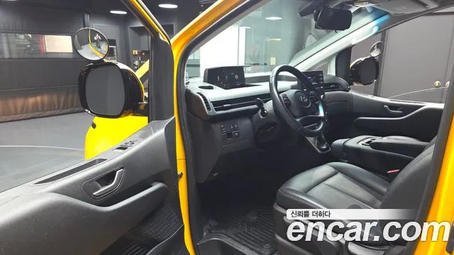 Hyundai Staria Staria L3.5 Школьный автобус — Фото автомобиля 10