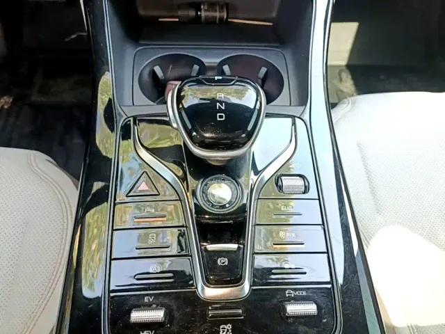 BYD Qin PLUS — Фото автомобиля 13
