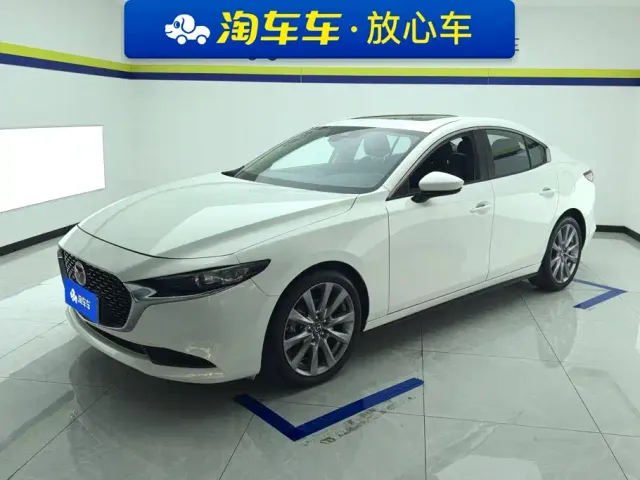 Фотография автомобиля — Mazda Axela