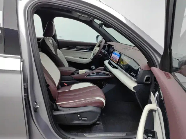 Geely Xingyue L — Фото автомобиля 23