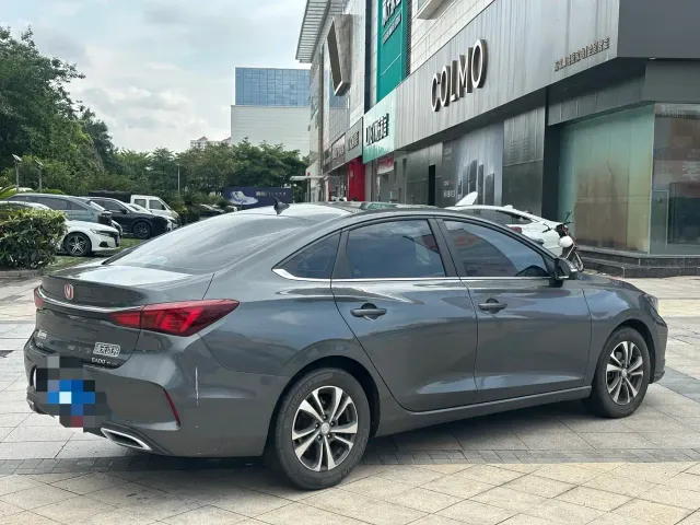 Changan Eado — Фото автомобиля 5