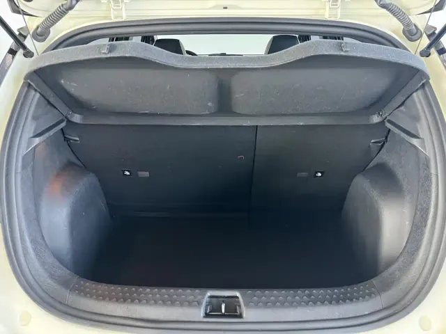 BYD Dolphin — Фото автомобиля 17