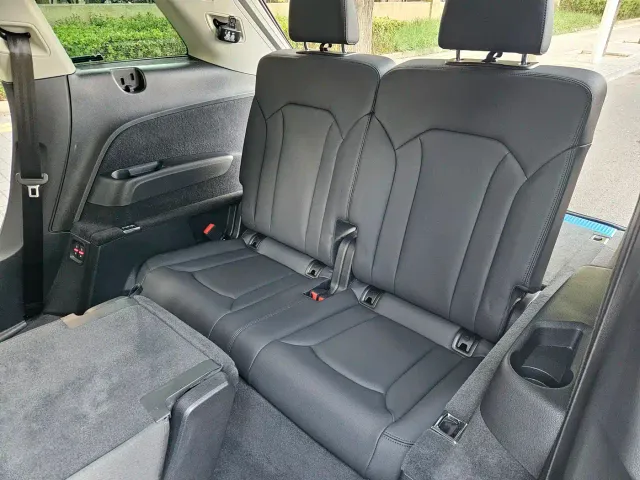 Audi Q7 — Фото автомобиля 20