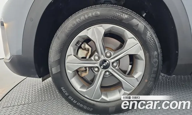 Kia Seltos — Фото автомобиля 5