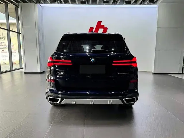 BMW X5 — Фото автомобиля 12