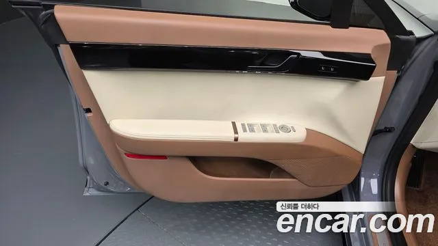 Hyundai Grandeur GN7 — Фото автомобиля 23