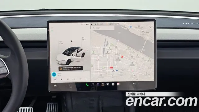 Tesla Model 3 — Фото автомобиля 22
