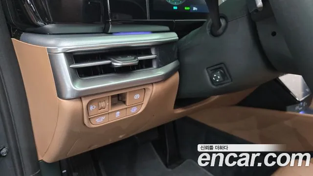 Hyundai Grandeur GN7 — Фото автомобиля 25